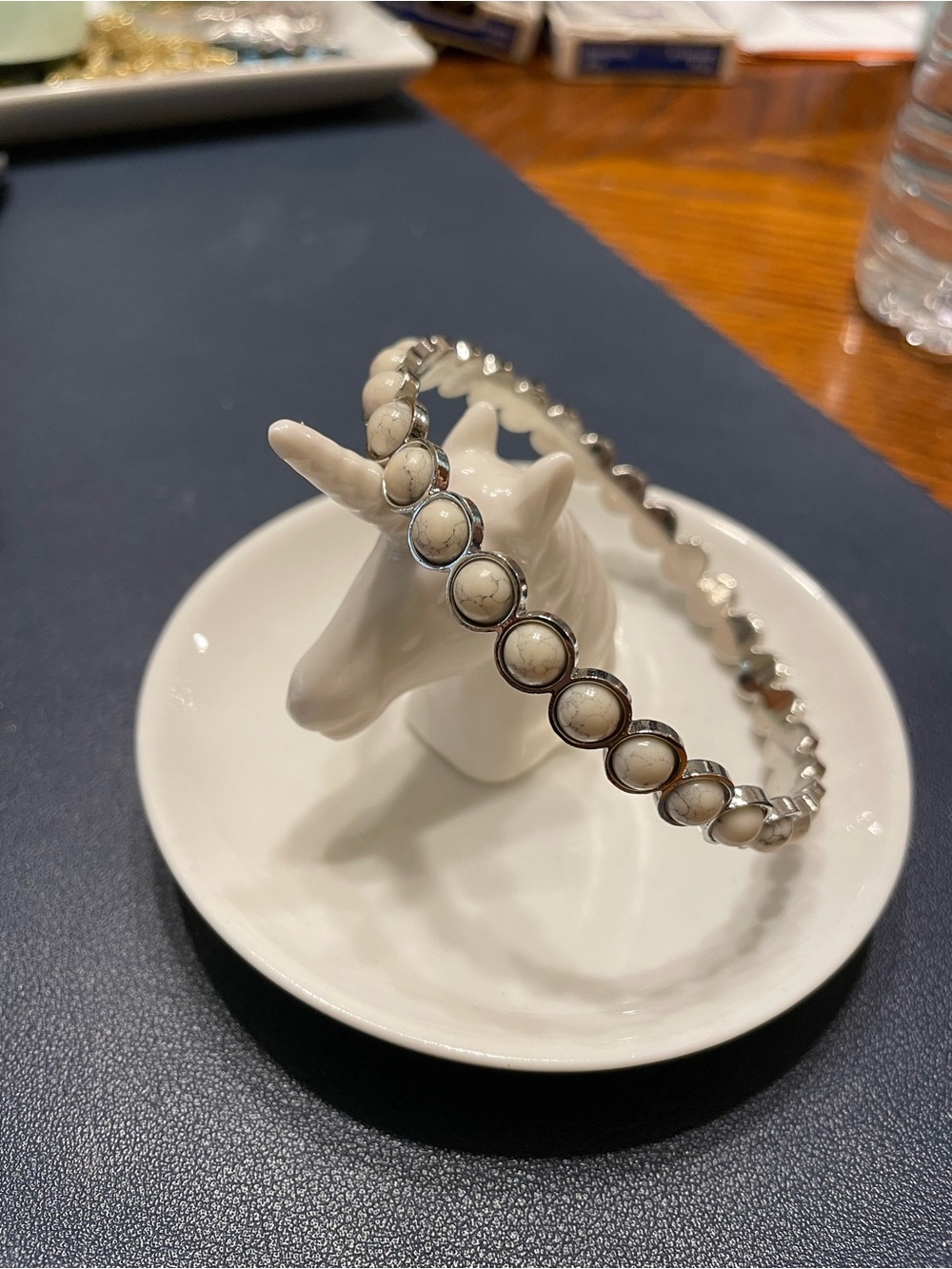 White Howlite Bezeled Bead Bangle
